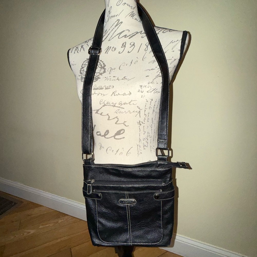 Rosetti Black Shoulder Bag
